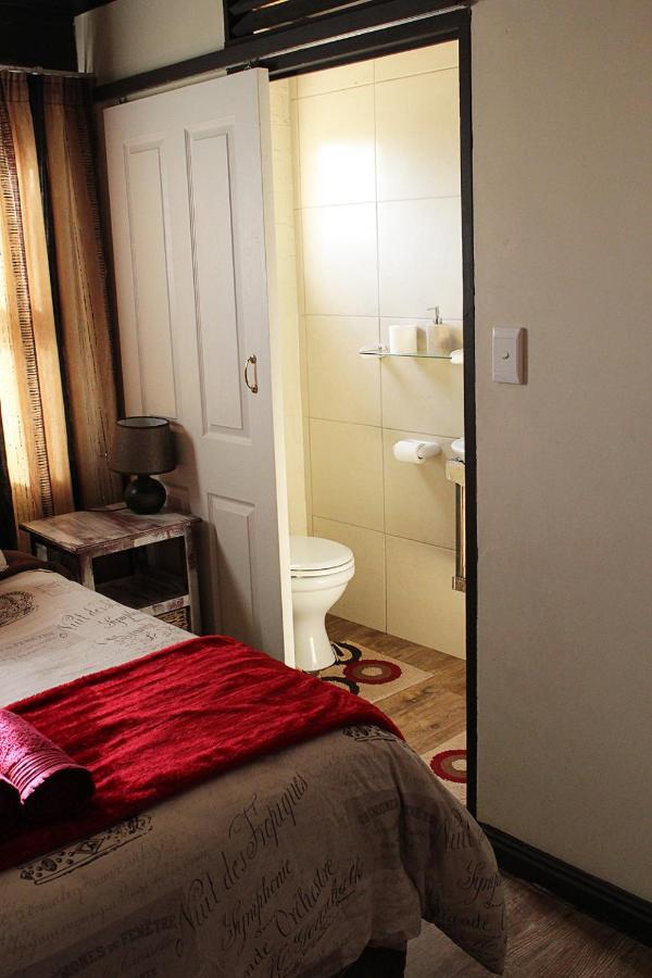 African Adventures Accommodation Durbanville Exterior photo